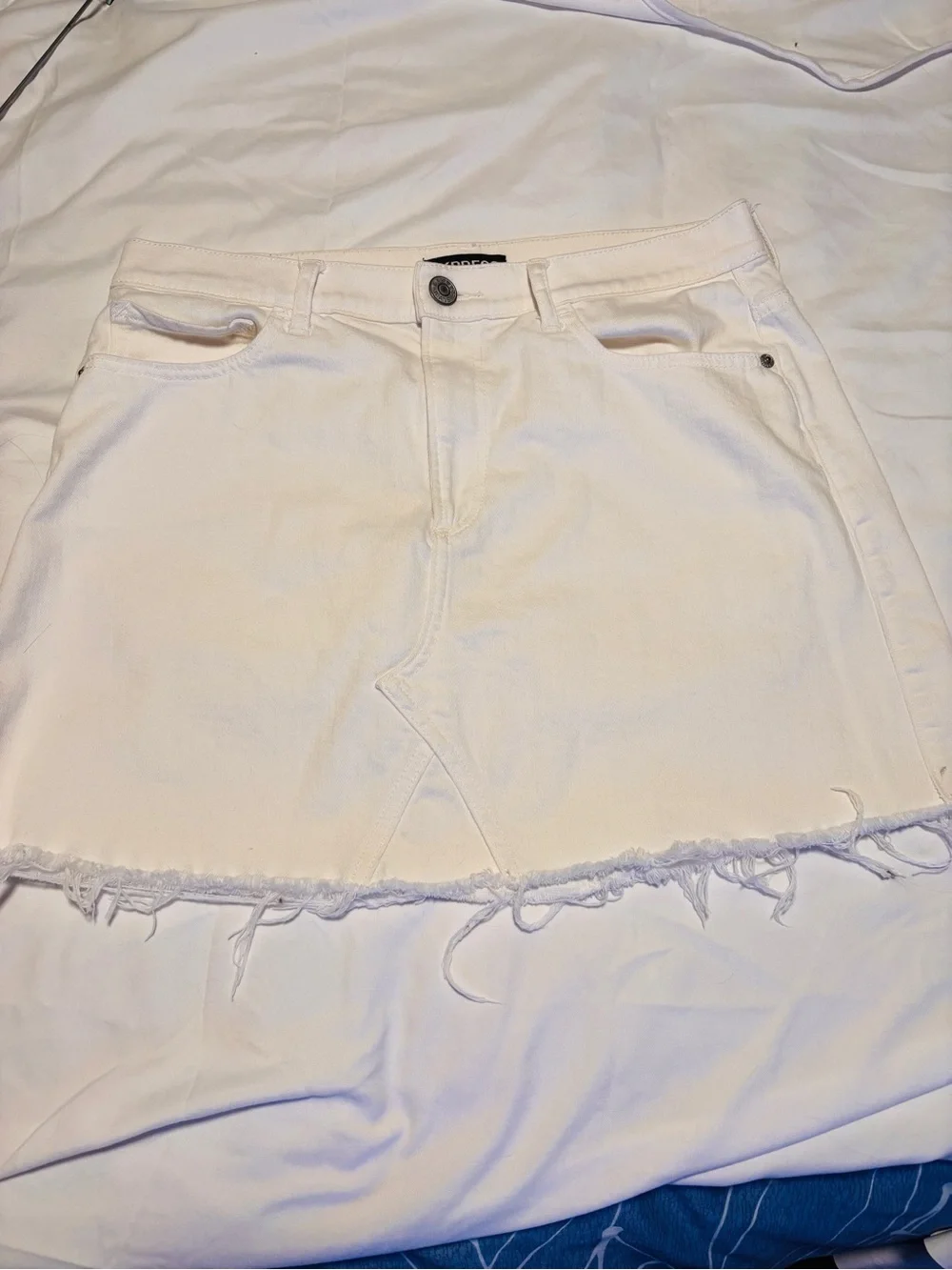 Express White Denim Frayed Hem Skirt Size 10